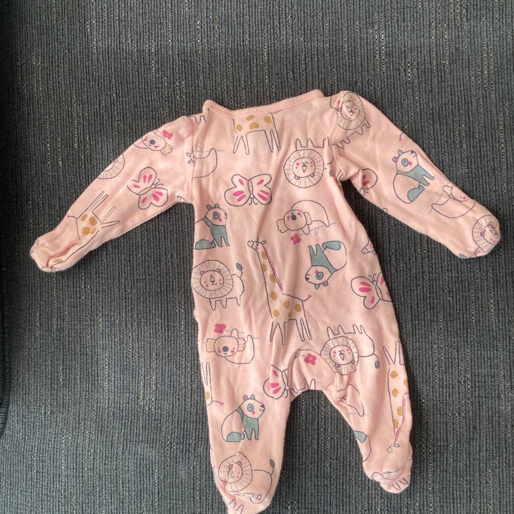 Carters sleeper NB - Picture 2 of 2
